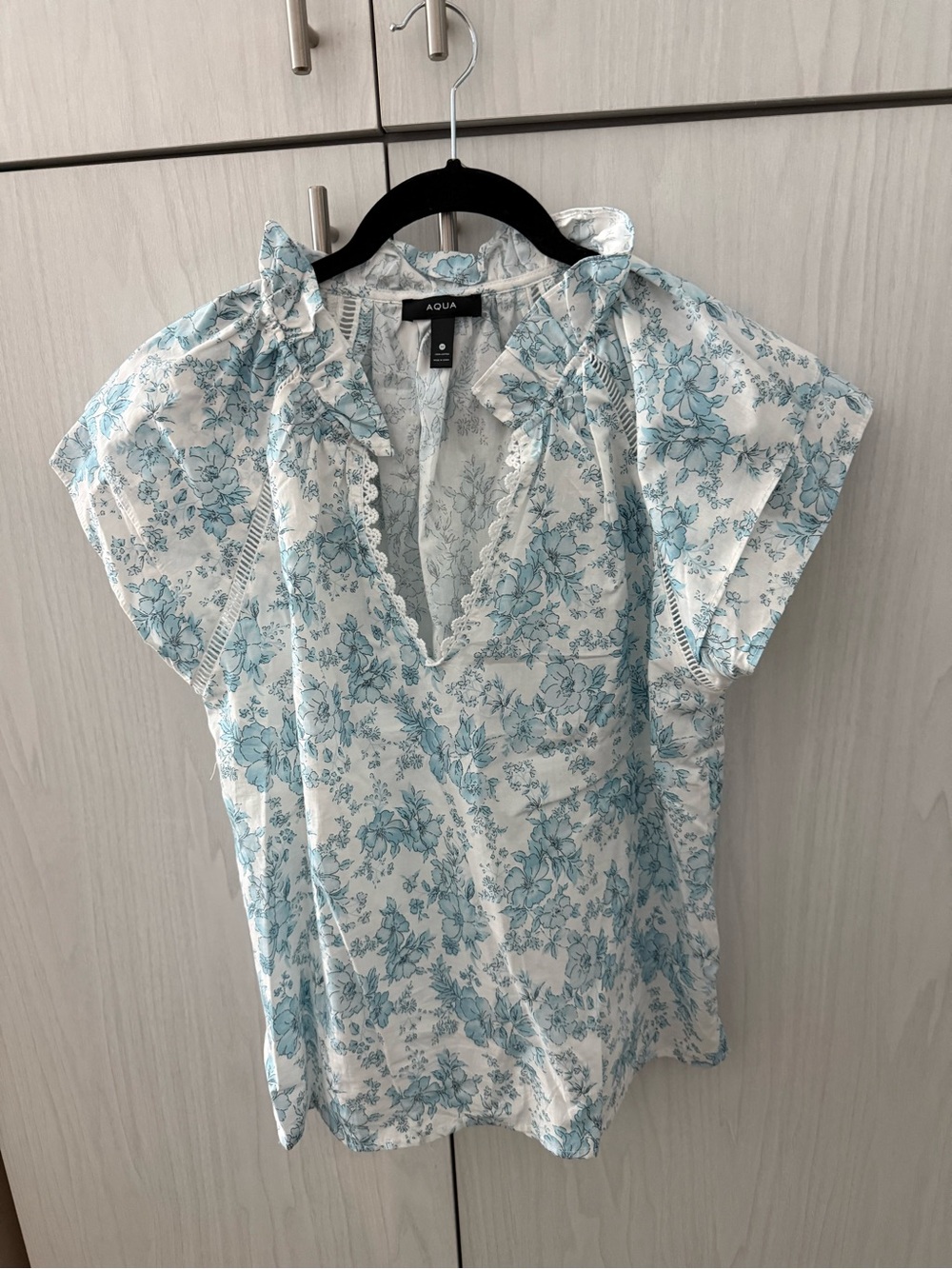 Aqua White and Light Blue Floral Ruffle-Trim Short Sleeve Blouse